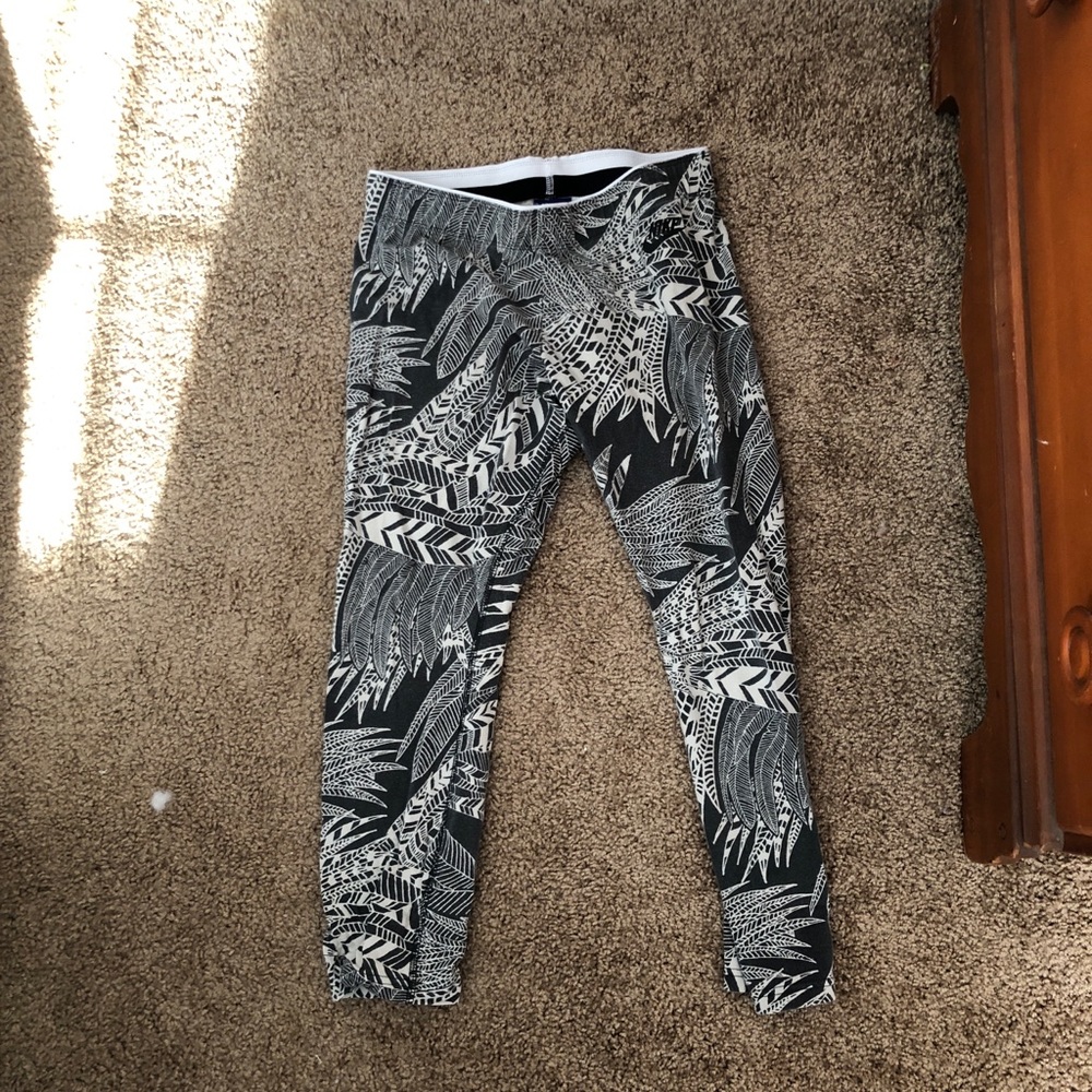 Nike leggings
